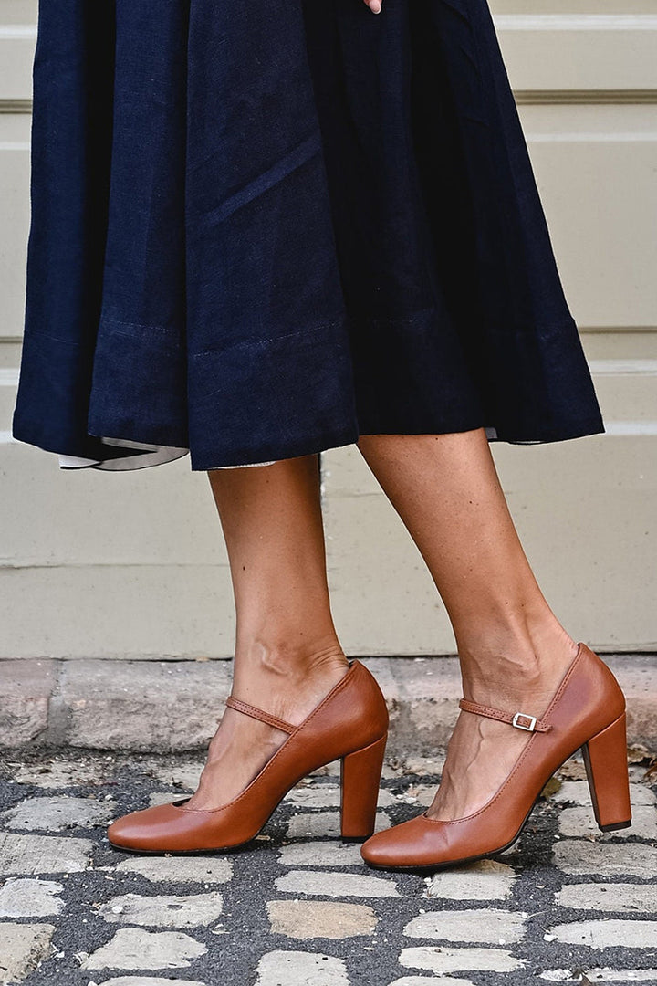 Bravina™ | Everyday Sandals with a Small Heel