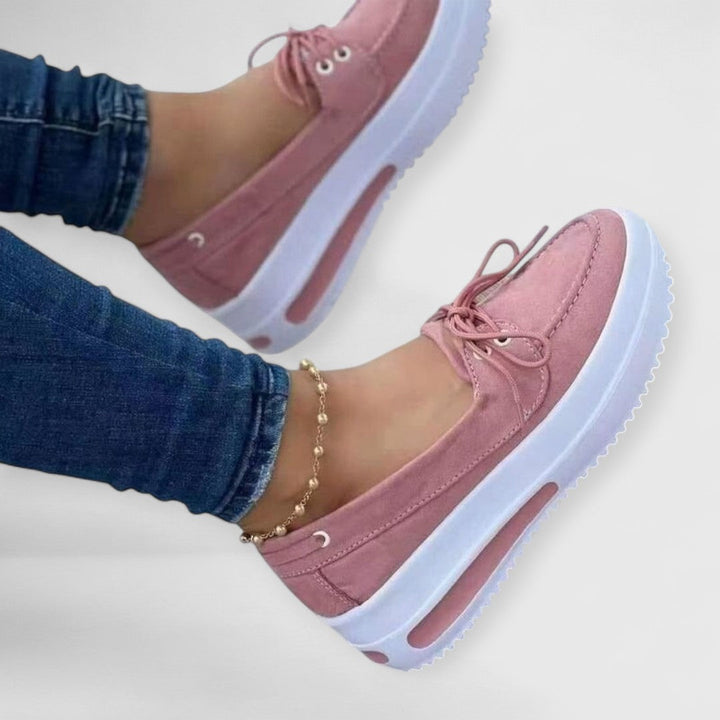 Kris™ | Stylish Lace-Up Sneakers