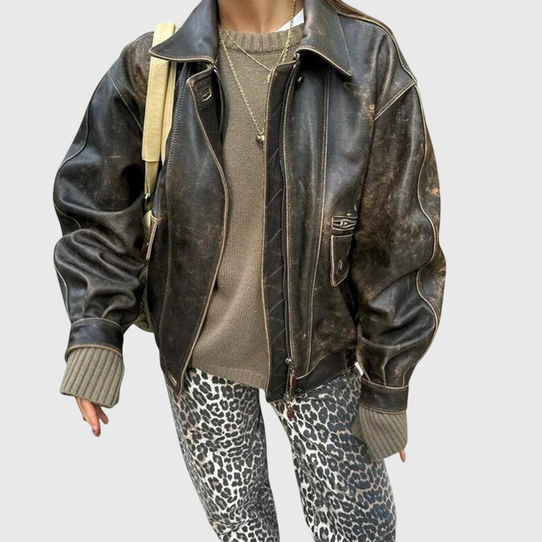 Chandra™ | Vintage Jeans with Leopard Print