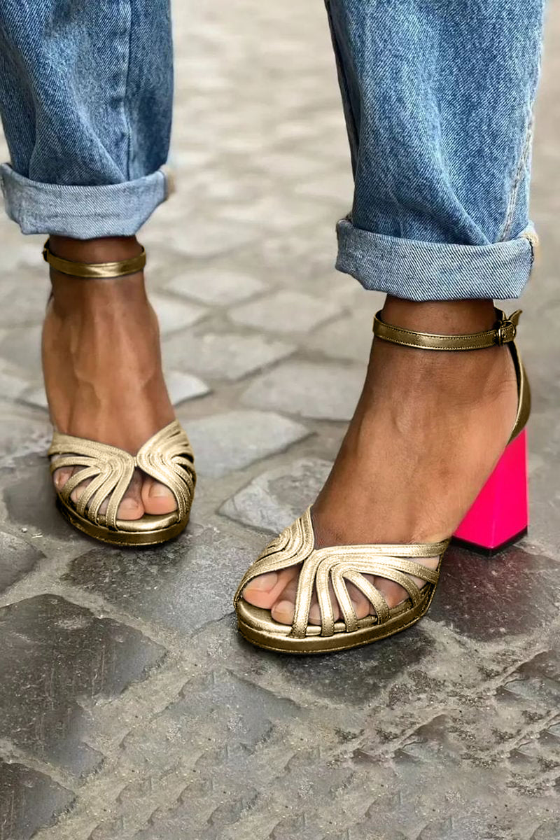 Milviana™ | Classic sandals with ankle strap and open toes