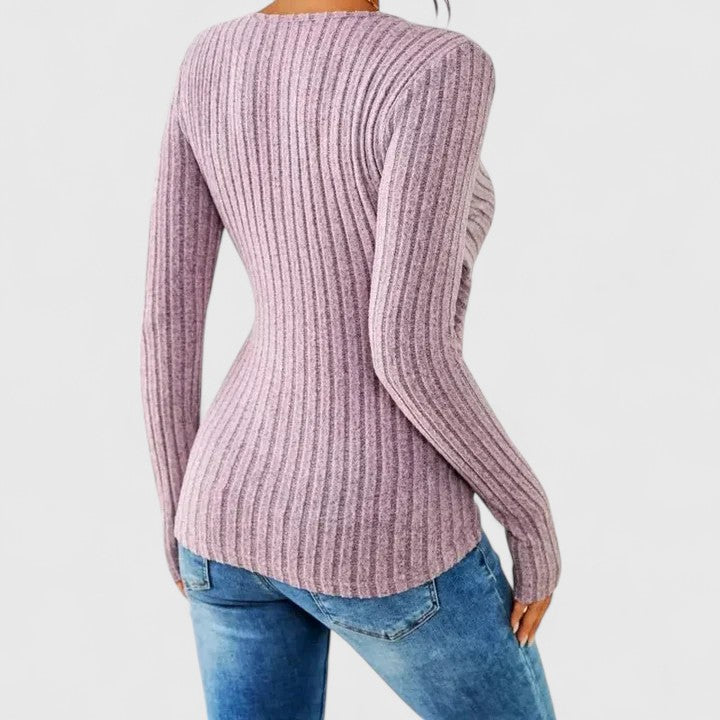 Vera™ | Sophisticated Tucking Top