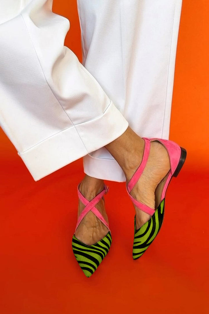 Zarella™ | Zebra-Striped Flat Sandals with Crossed Ankle Straps